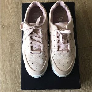 Nike Platform AF1 sage low